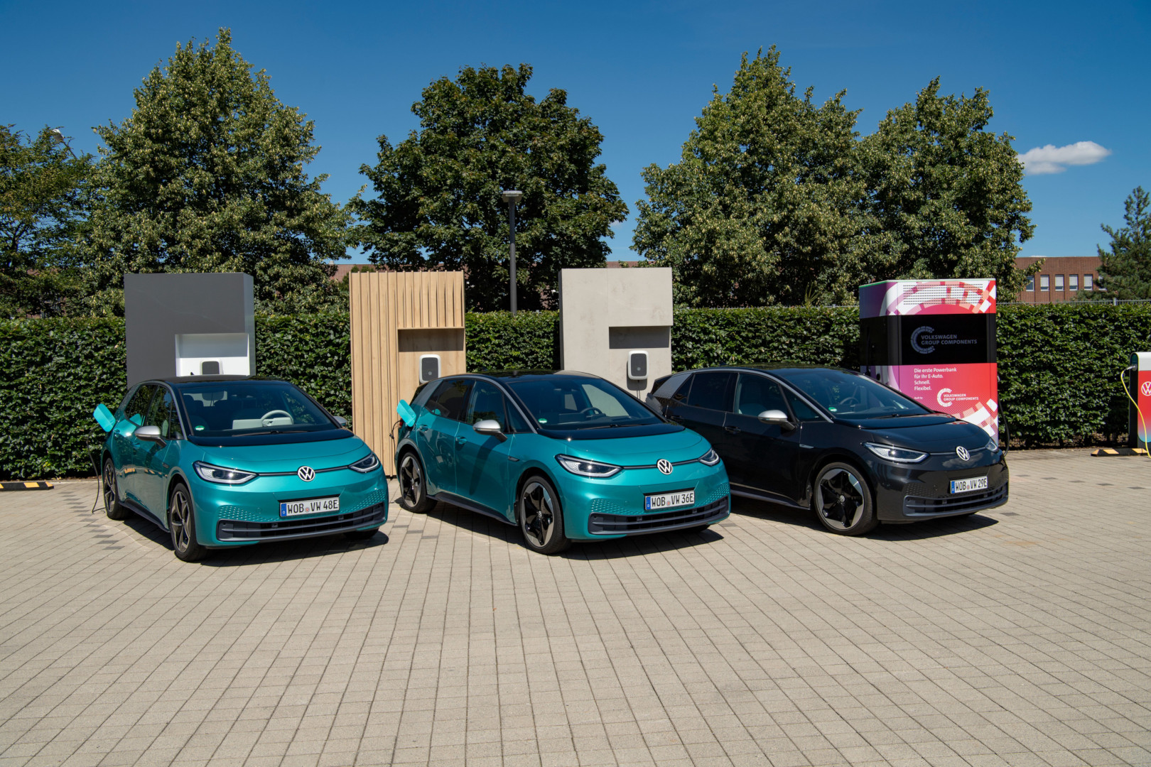 Volkswagen lancia il servizio di ricarica “We Charge”, utilizzabile in oltre 10mila stazioni in Italia